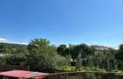 Casă cu 5 camere cu Teren 330 Mp în Central - 2
