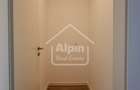 Apartament cu 3 camere decomandat în Tractorul - 26
