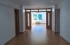 Vand apartament 4 camere Zona Unirii - 2