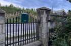 Se vinde casa ideala pentru o familie/locuit permanent . - 1