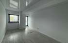 Apartament cu 3 camere decomandat în Nicolina - 9