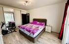 Apartament cu 3 camere decomandat în Tractorul - 7