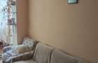 Apartament cu 3 camere în Micro 6 - 3