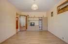 Apartament cu 3 camere decomandat în Titan - 3
