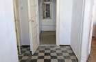 Vand apartament cu 3 camere pe Str Independentei - 3