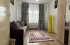 Apartament cu 3 camere decomandat, mobilat în Tractorul - 3