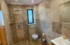 Casă individuală cu 8 camere cu Canalizare în Sud-Vest - 12