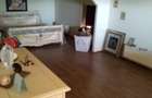 Casă cu 10 camere cu Canalizare în Central - 9