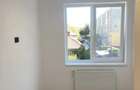 Apartament cu 3 camere decomandat în Tractorul - 5
