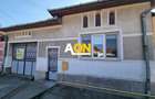 Casă cu 5 camere cu Teren 1092 Mp în Vințu de Jos - 1
