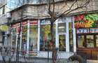 Ocazie! Spatiu comercial de inchiriat 122 mp.sau 52 cu 70, Tineretului 3 intrari, 2 grupuri sanitare - 2
