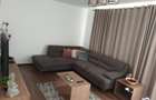 Apartament cu 3 camere decomandat în Tractorul - 1