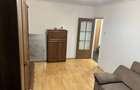 Apartament 3 camere, etaj 1, zona Fizicienilor sect.3 - 2