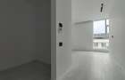 Apartament cu 5 camere decomandat în Titan - 10