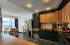 Apartament cu 4 camere decomandat în Soarelui - 15 Apartament cu 4 camere decomandat în Soarelui - 15