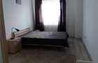Apartament cu 3 camere decomandat în Tractorul - 6