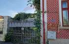 Casă individuală cu 4 camere cu Canalizare în Central - 3