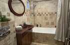 Apartament cu 3 camere semidecomandat în Podu Roș - 11