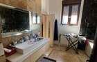 Casă cu 7 camere cu Teren 960 Mp în Tineretului - 10 Casă cu 7 camere cu Teren 960 Mp în Tineretului - 10