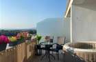 Apartament cu 3 camere decomandat în Tractorul - 17