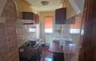 Apartament de vanzare - 3