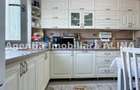 Ap. 3 camere in Deva, zona Astoria, 70 mp, decomandat, etaj 3.