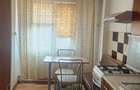 Inchiriez 2 camere deco, etaj 1 URA - 3