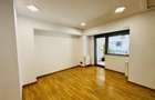 Apartament cu 5 camere decomandat în Băneasa - 2