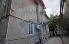 Casă cu 11 camere cu Canalizare în Parcul Carol - 5