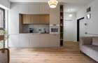 Apartament cu 3 camere decomandat în Sisești - 1