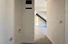 Apartament cu 3 camere decomandat în Girocului - 8