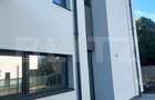 Casă individuală cu 4 camere cu Canalizare în Lipovei - 3