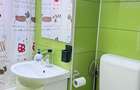inchiriez apartament 3 camere - 7