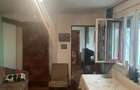 Vand casa cocheta , zona linistita , str.Xenopol
