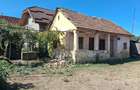 Vand teren intravilan de 1164 mp cu casa batraneasca in Slobozia jud. Gorj - 3