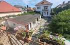 Casa individuala spatioasa de vanzare Strada Negoi | 279 mp utili - 9