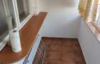 Apartament cu 3 camere decomandat în Titan