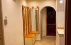 Inchiriez apartament 2 camere decomandat, etaj 2, Lujerului - 3
