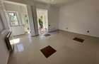 Închiriez spatiu comercial pe Mircea, Stradal, 60 mp - 2