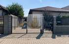 Casă tip duplex | 3 camere | Curte 380 mp - 1