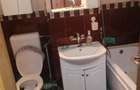Proprietar inchiriez apartament in Campina pe termen lung, apartamentul dispune de 3 camere.