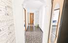 Apartament Nord, etaj intermediar, decomandat, renovat - 2