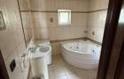 Casa individuala de inchiriat|250 mp utili |Teren 900 mp|Zona Sud RmVl - 6