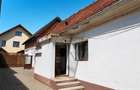 Casa cu 4 camere, garaj, pivnita boltita si potential, Brasov - 3
