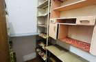 Apartament spatios la casa, ultracentral, 80 mp, 2 camere si curte