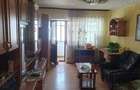 Apartament cu 3 camere decomandat în Traian - 2