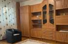 Proprietar inchiriez apartament 1 camera, 36 mp, str Stupilor, centrala proprie, balcon mare inchis, mobilat si utilat, pret 220 + garantie - 4