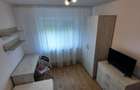 De inchiriat Apartament cu 3 camere - Nicolina 2 - 4