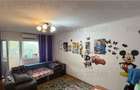 Apartament cu 3 camere semidecomandat în 1 Decembrie 1918 - 1