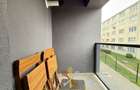 Apartament cu 2 camere, bucatarie separata si garaj subteran - 1